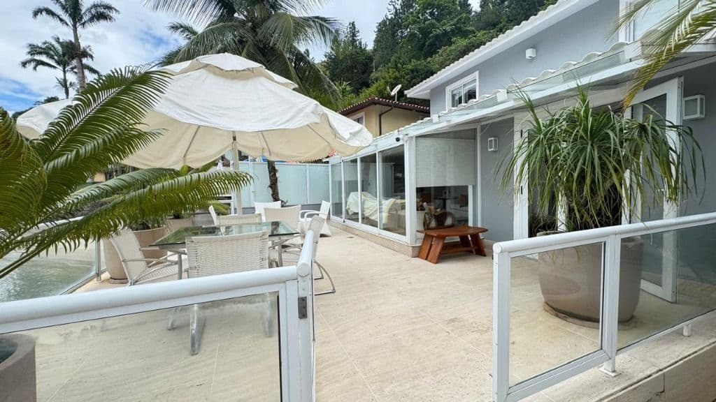 Lusso sul mare in un rifugio esclusivo ad Angra dos Reis