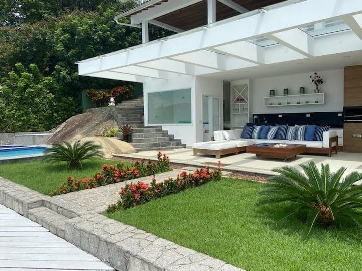 Exclusividade à beira-mar, com privacidade e sofisticação absolutas
