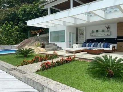 Exclusividade à beira-mar, com privacidade e sofisticação absolutas