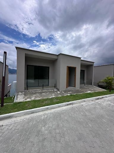 Beachfront Luxury and Exclusivity in Ponta Leste